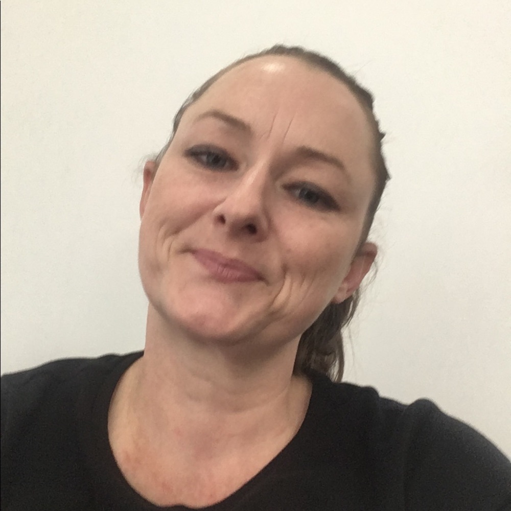 Meet your Posher, Julia